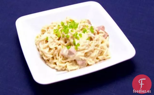 Ramen de Cerdo Alfredo-Especial de Dormitorio Universitario