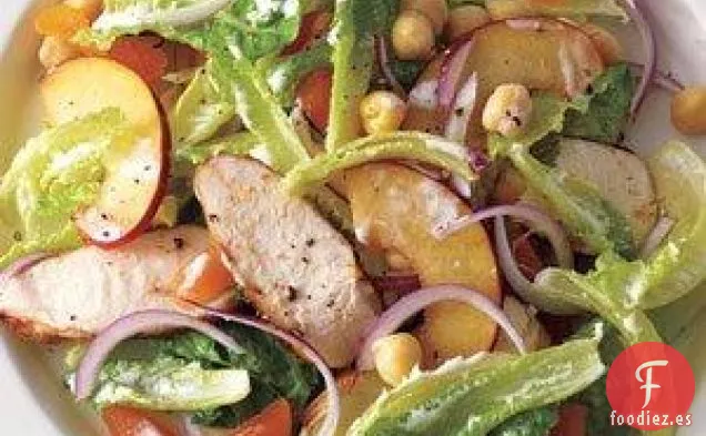 Ensalada De Pollo Con Especias Con Ciruelas Y Garbanzos