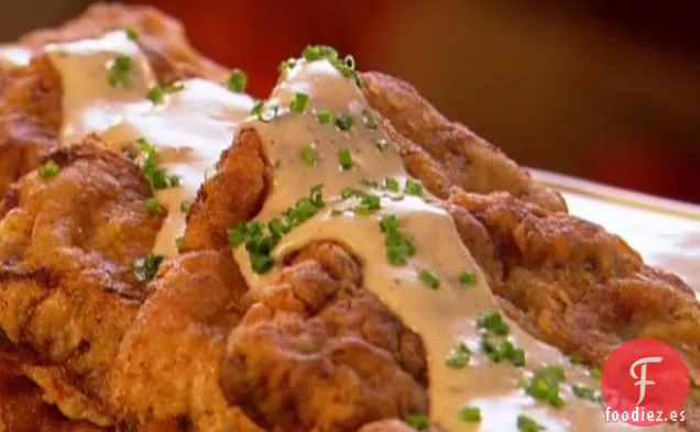 Filete de Pollo Frito con Salsa