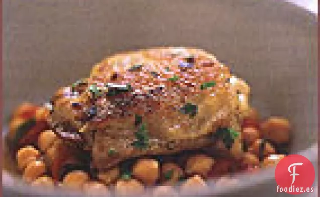 Pollo Estofado con Hojas de Laurel y Garbanzos
