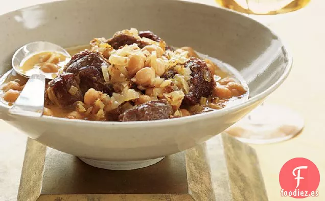 Estofado de Cerdo y Garbanzos con Naranja y Comino