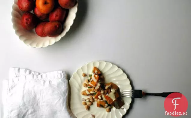 Ensalada Tibia De Mantequilla Y Garbanzos Con Tahini