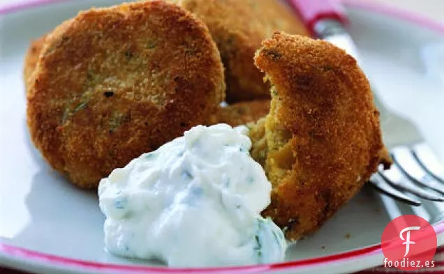 Falafel Crujiente con Salsa de Yogur