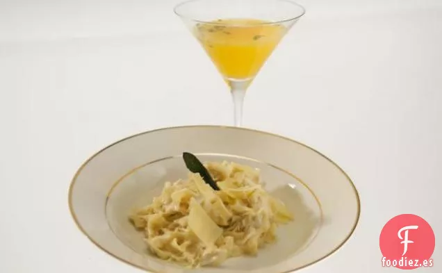 Cazuela de Cangrejo y Brie con Cobertura de Miga de Champiñones Silvestres