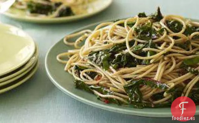 Espaguetis Con Ajo Y Aceite Con Verduras