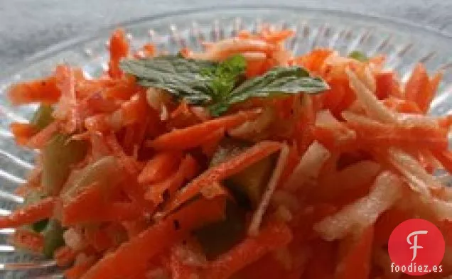 Ensalada de Manzana y Zanahoria Rallada