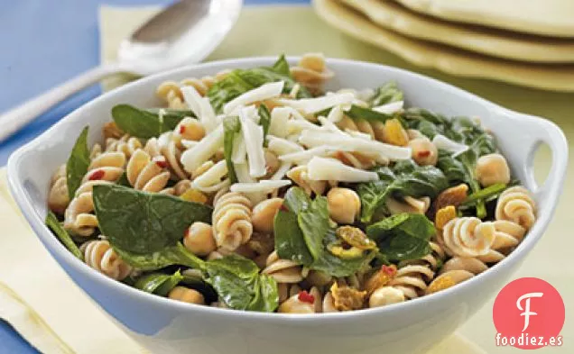 Fusilli de limón con Garbanzos, Pasas y Espinacas