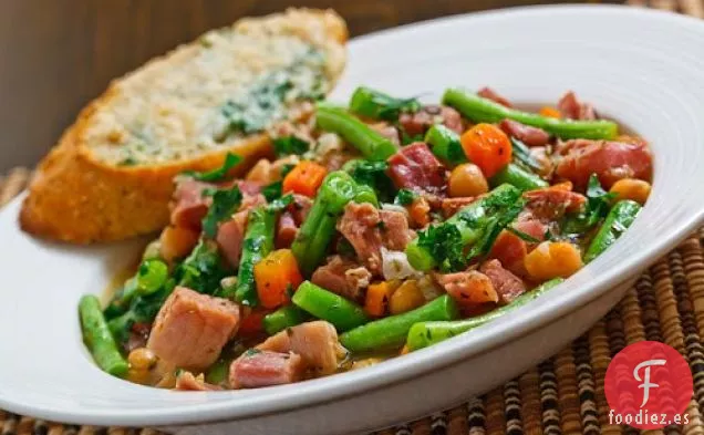 Sopa de Jamón y Garbanzos