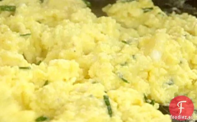 Huevos de Crema con Queso Irlandés y Cebollino