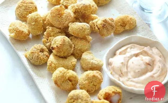 Camarones Palomitas de Maíz con Salsa de Chile y Lima