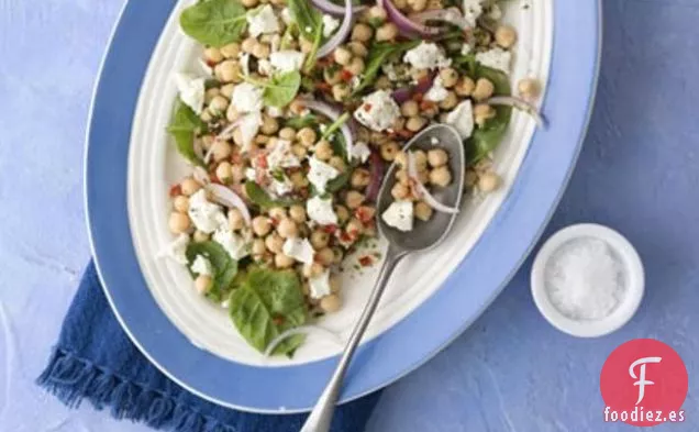 Ensalada Tibia De Garbanzos, Queso Feta Y Espinacas