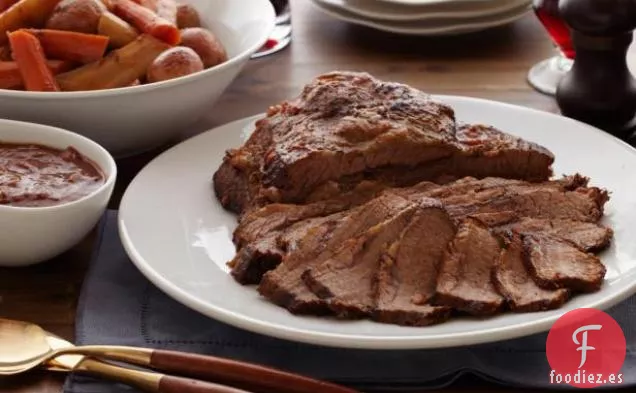 Falda Estofada con Tubérculos