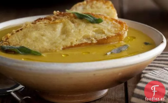 Excelente Sopa de Calabaza con los Mejores Croutones de Parmesano