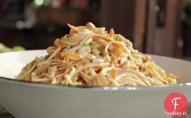 Ensalada de Fideos Soba de Maní