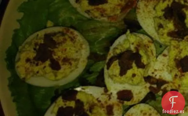 Huevos Rellenos de Tocino