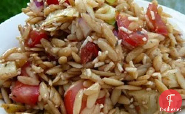 Ensalada de Orzo de Tomate y Alcachofa