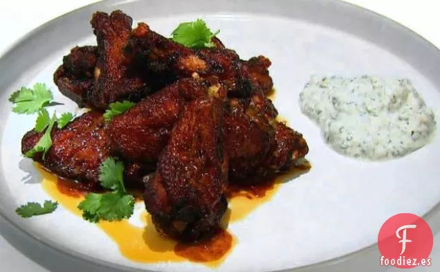Alitas de Pollo de Chile Rojo con Glaseado de Miel de Chipotle