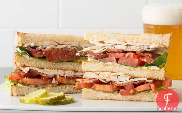 Sandwich Club Clásico