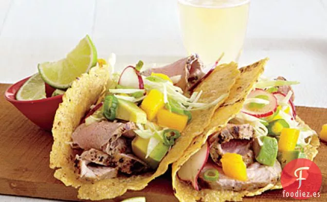 Tacos de Cerdo con Ensalada de Mango