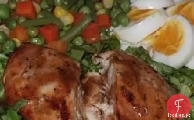 Ensalada de Pollo al Limón Negro