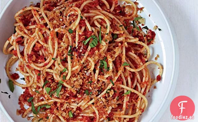 Espaguetis con Pesto de Tomate y Almendras Secado al Sol