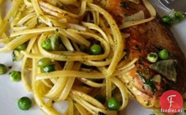 Caldo de Pesto con Pasta, Guisantes y Pollo