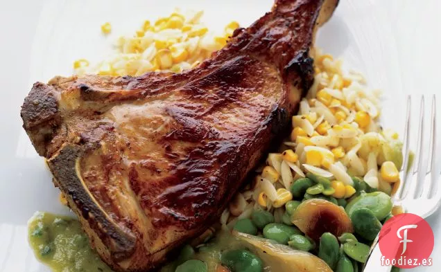 Chuletas de Ternera Asadas con Vinagreta de Ajo Joven