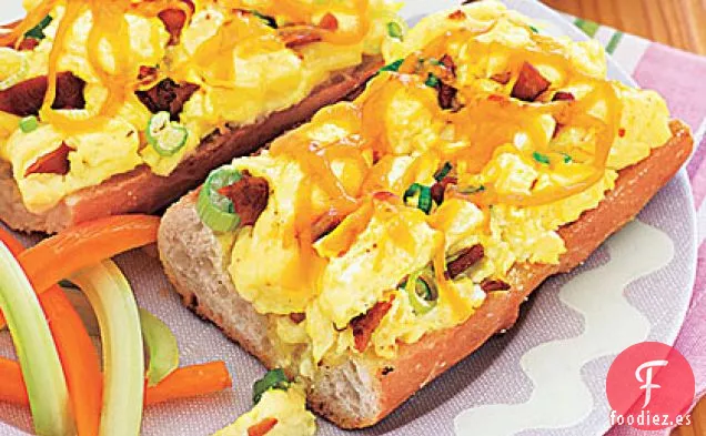 Huevos Revueltos y Queso Derretido