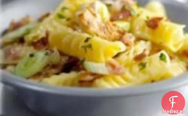 Ensalada de Pasta de Pollo y Tocino con Mostaza Dijon Original Maille®