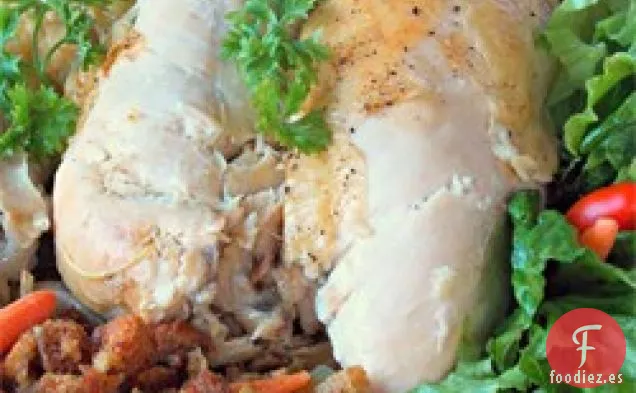 Pollo Asado con Picatostes y Cebollas