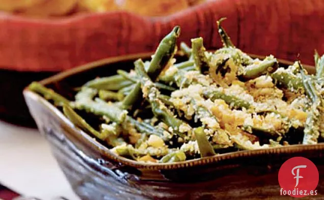 Judías Verdes con Nueces Tostadas y Migas de Pan