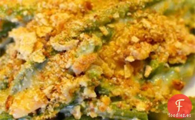 Cazuela de Frijoles Verdes y Tocino Canadiense