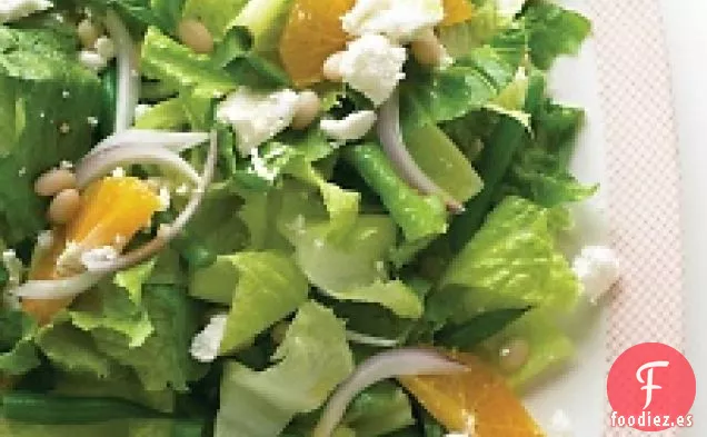 Ensalada Mediterránea Con Judías Verdes Y Queso Feta