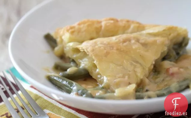 Pastel de Cazuela de Frijoles Verdes con Tocino y Queso