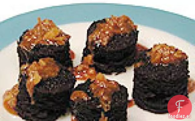 Pasteles de Chocolate Chockablock con Goo de Nuez de Macadamia Caliente
