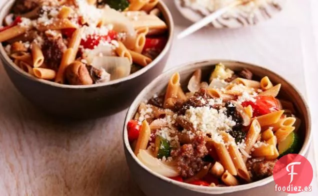 Salchicha y Penne de Verduras Asadas
