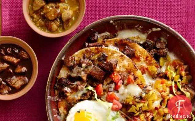 Enchiladas Apiladas al Estilo Navideño