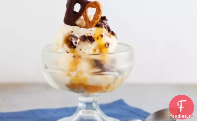 Helado de Pretzel con Caramelo Salado