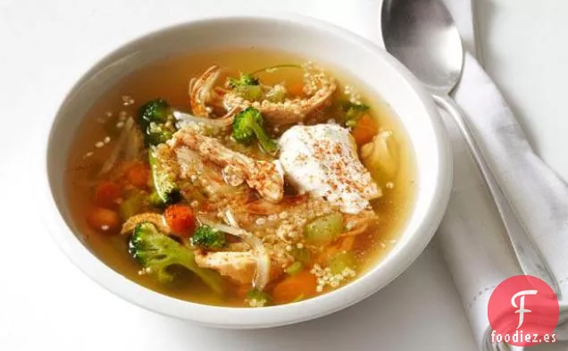 Sopa de Pollo y Quinua