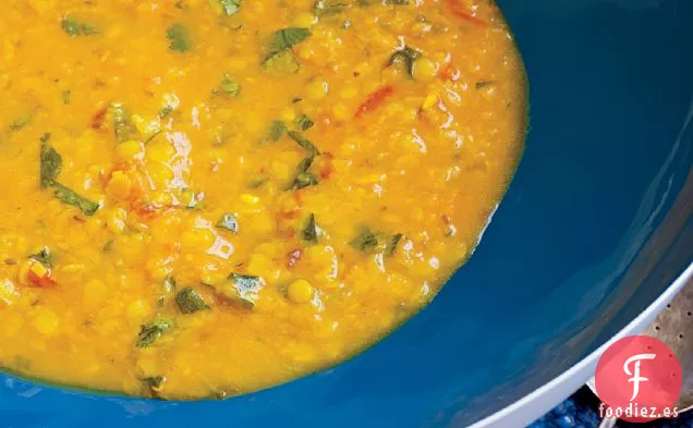 Guisante de Paloma mantecosa (Mitti Handi Dal)
