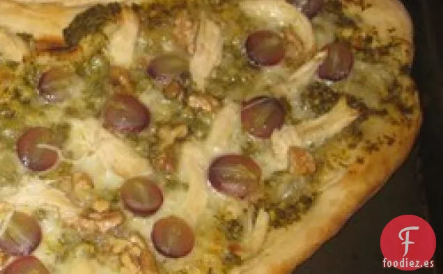 Pizza de Pesto de Uva, Pollo y Nuez