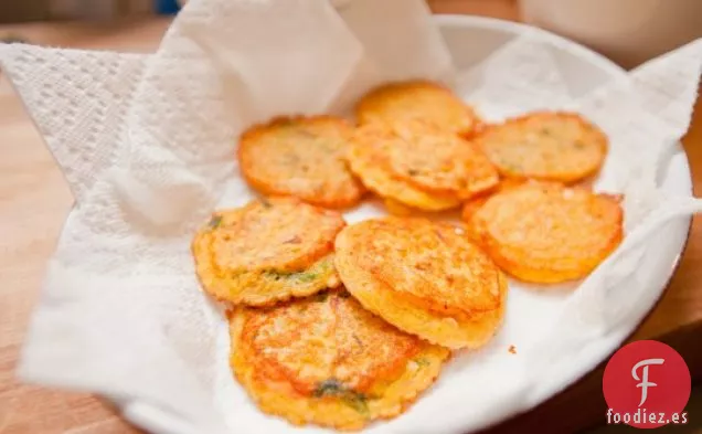 Tortitas Chilenas De Mar O Bindaetteok (Tortitas Coreanas de Frijol Mungo)