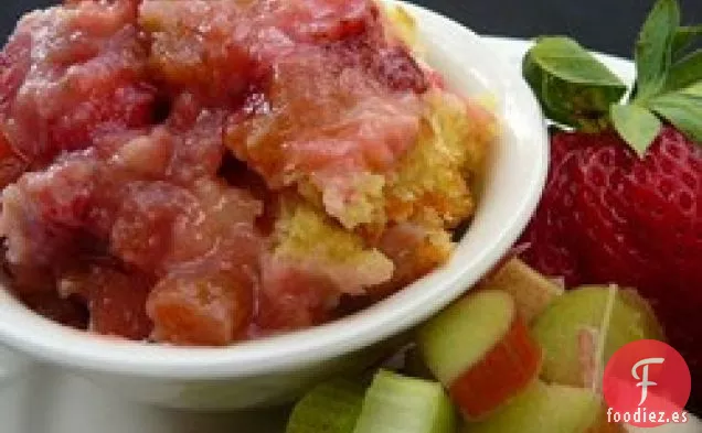 Budín de Fresa y Ruibarbo Impresionante