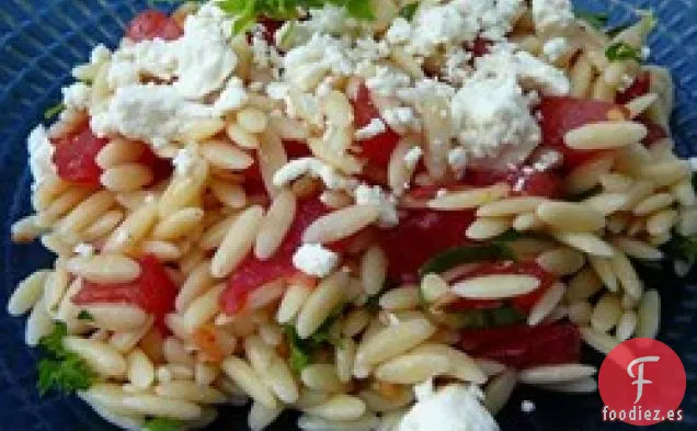 Ensalada de Orzo y Tomate con Queso Feta