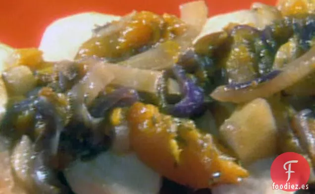 Pechugas de Pollo con Duraznos Glaseados e Hinojo y Muffins de Maíz en Tazas Poblanas