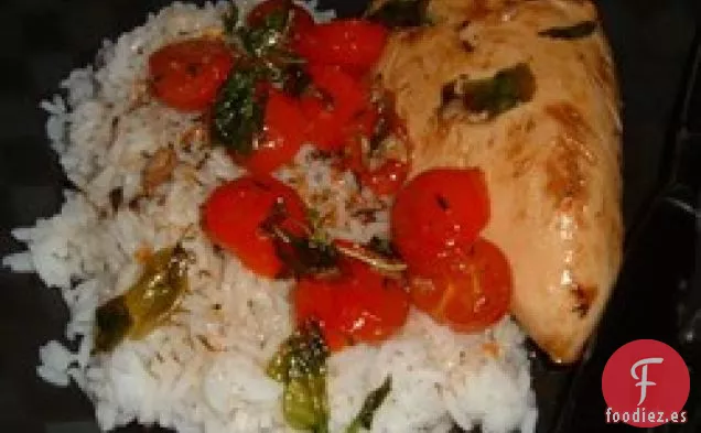 Pollo con Tomates Uva y Albahaca Frita