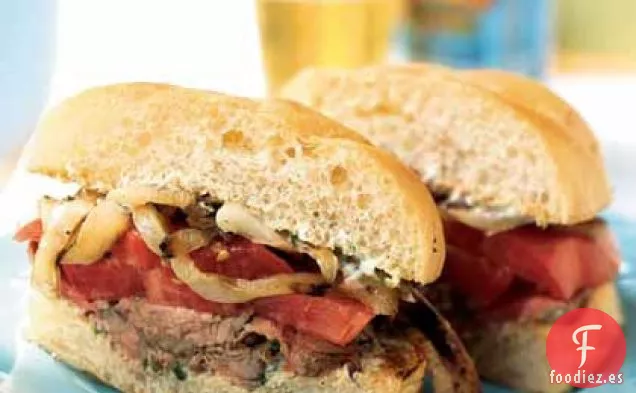Sándwiches de Carne y Cebolla Vidalia a la Parrilla