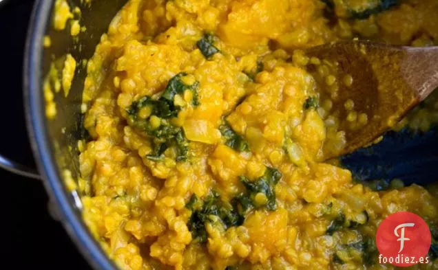 Estofado De Curry De Calabaza Y Lentejas Rojas