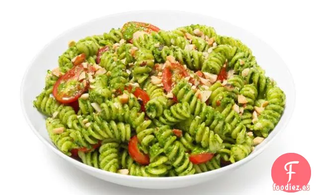 Fusilli Con Pesto De Espinacas Y Nueces