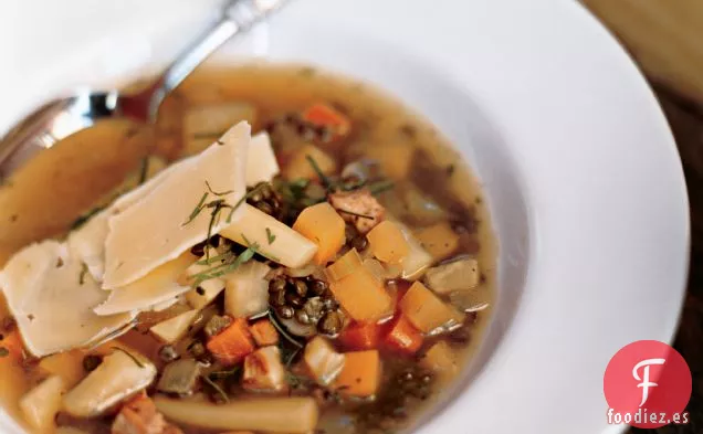 Sopa de Tubérculos con Lentejas y Gruyère
